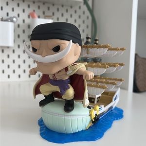 Exclusive One Piece White beard With Moby
Dick Pop